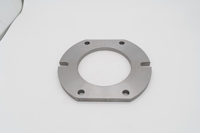 Shaped flange